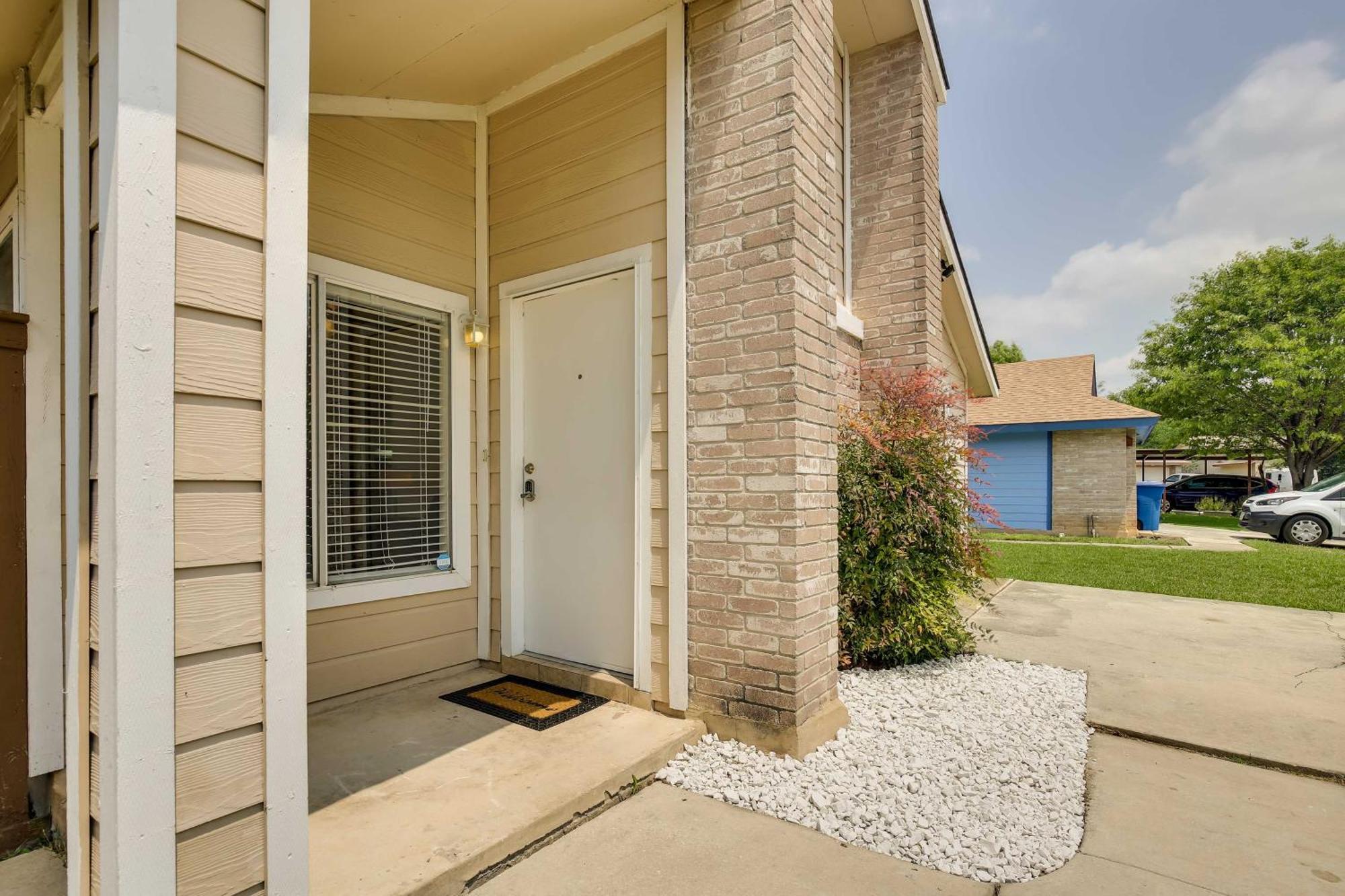 Sunny San Antonio Home With Backyard And Patio! Екстер'єр фото